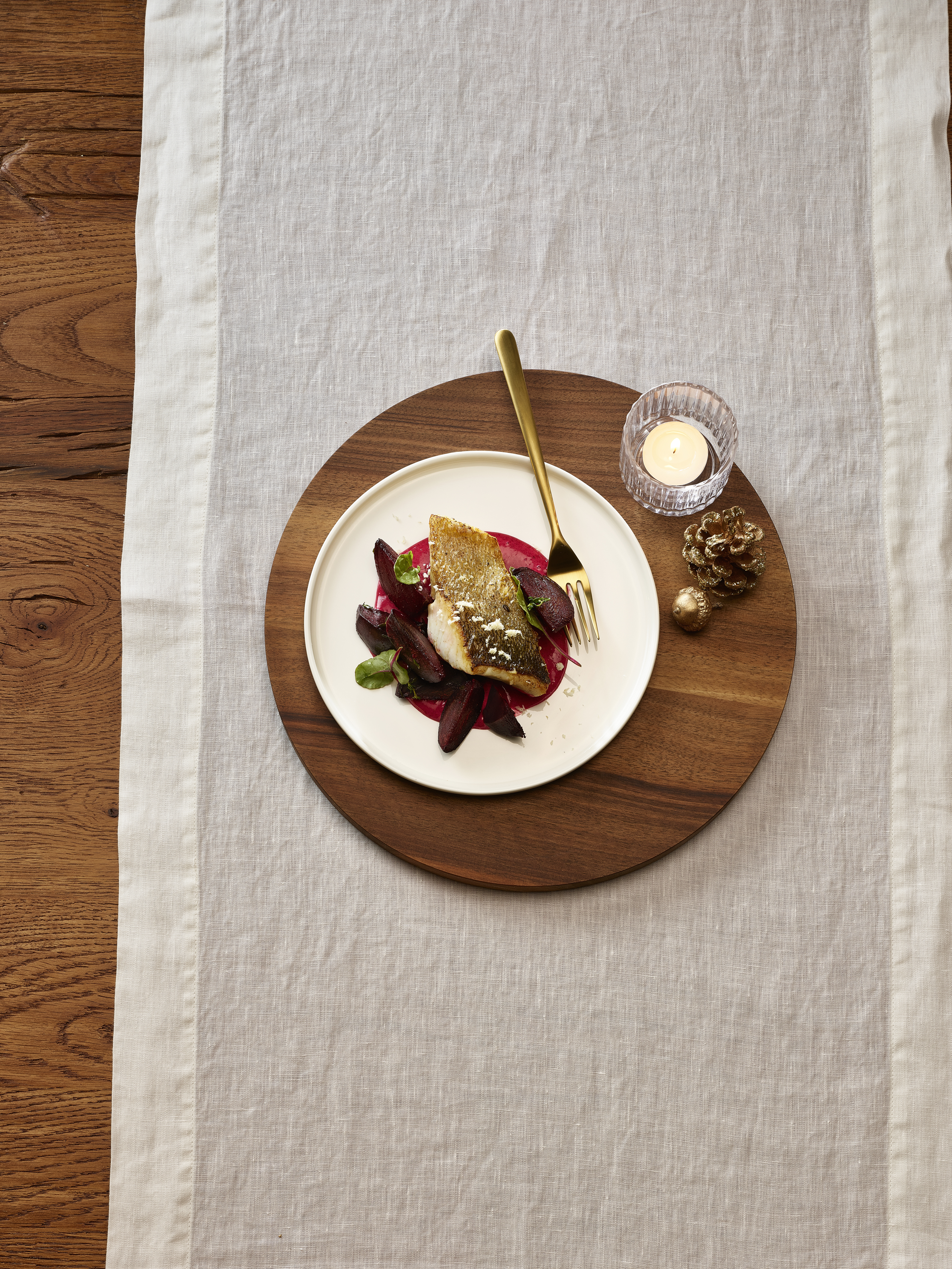 Zanderfilet an Randen-Meerrettich-Hollandaise