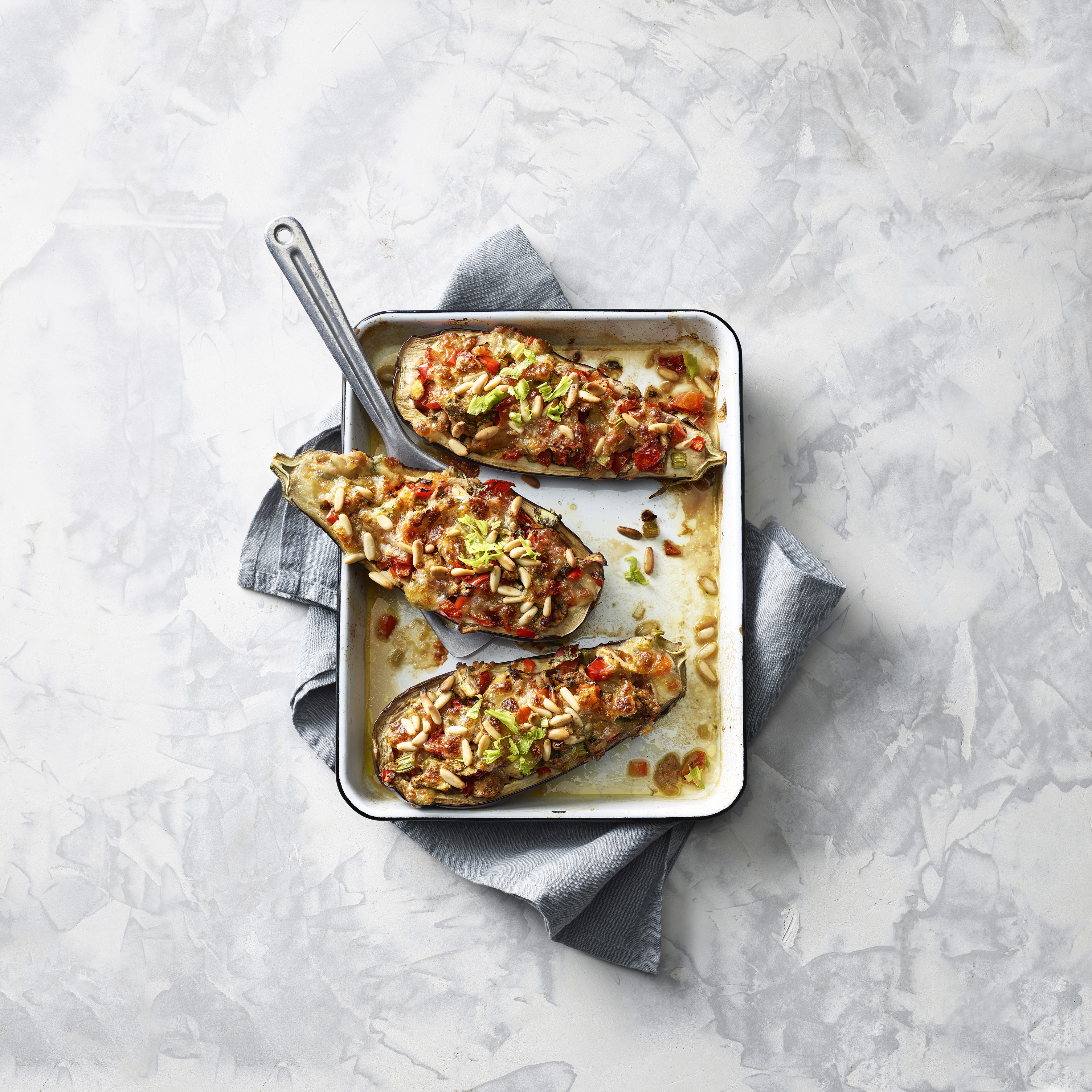 Gefüllte Auberginen auf sizilianische Art