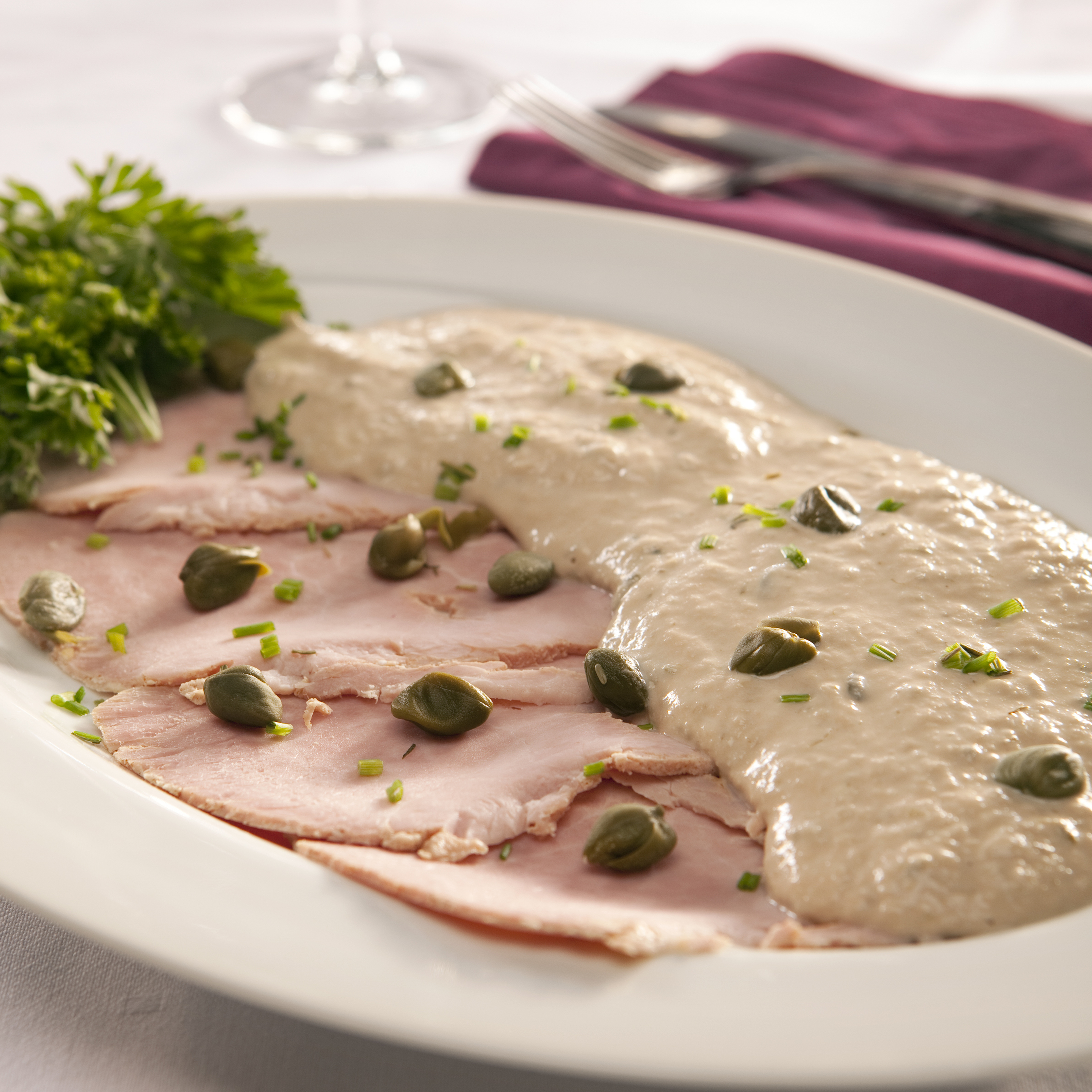 Pollo tonnato